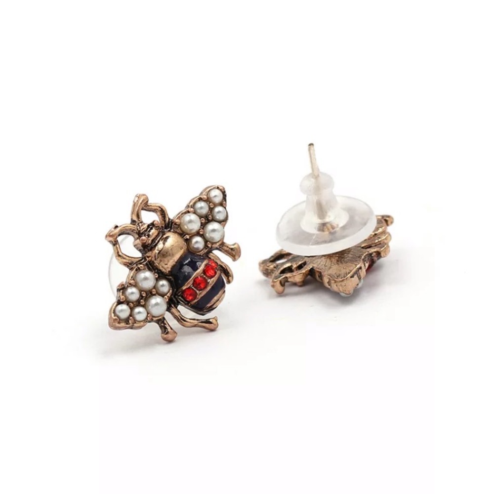 NEW πΈπ Crystal & Pearl Bee stud Earrings ππΈ - Picture 3 of 4